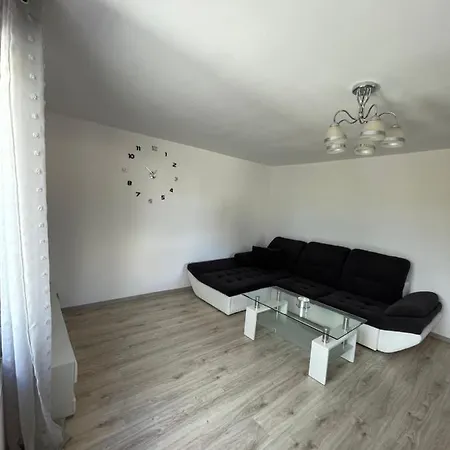 アパート Nad Czeresnia ブロドニツァ